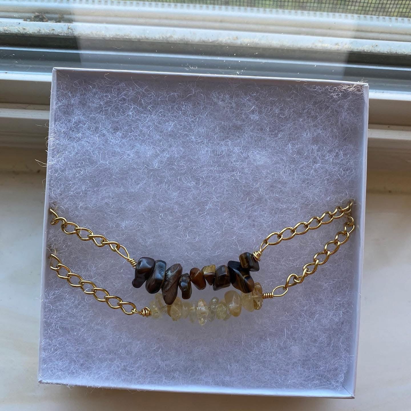 Minimal Crystal Bracelets